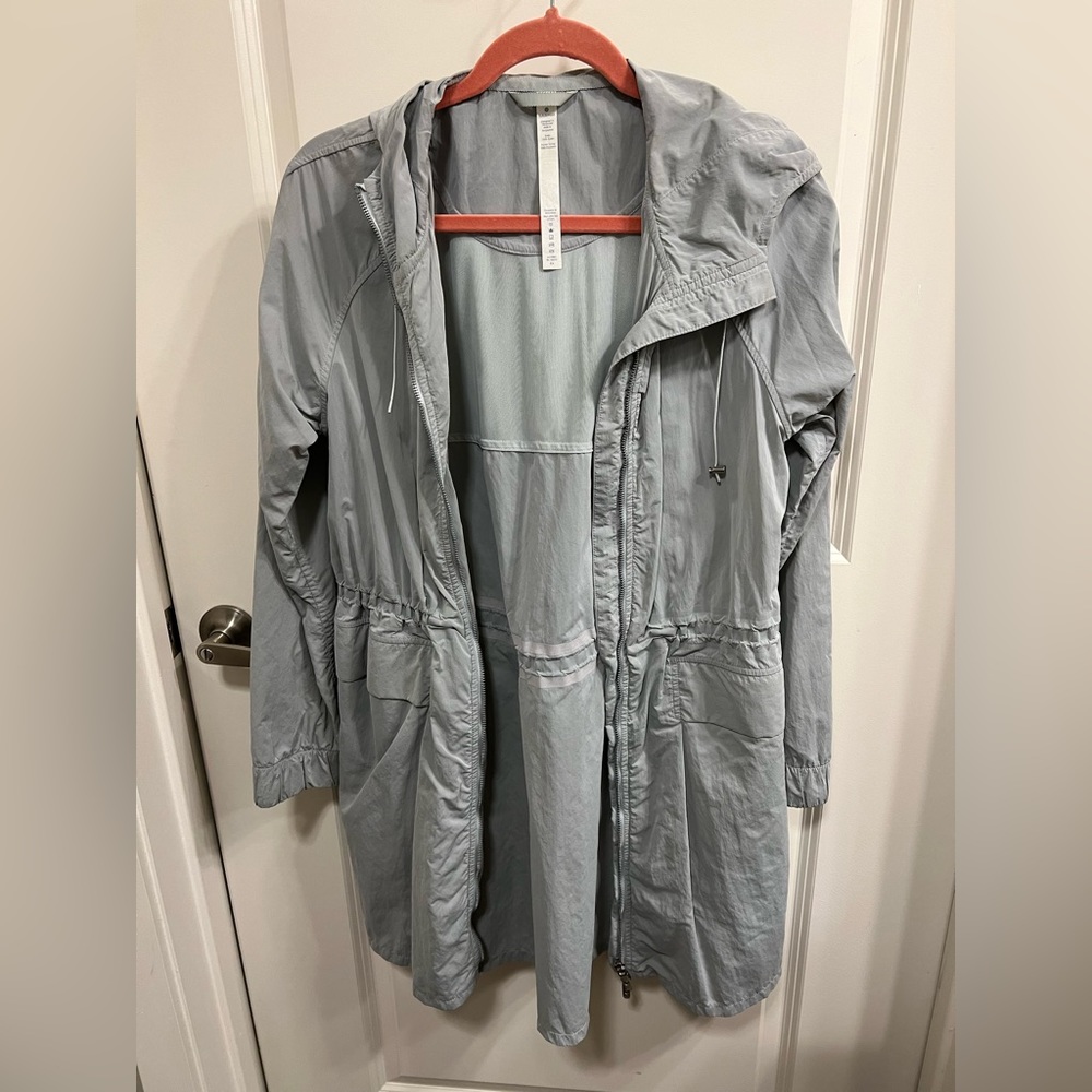 Lululemon rain jacket. Size 4